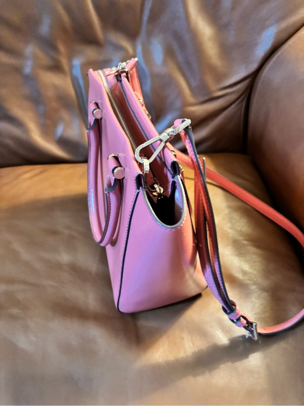 kate spade Bixby Place medium satchel
glossy, pomegranate
Like new - Picture 2 of 5